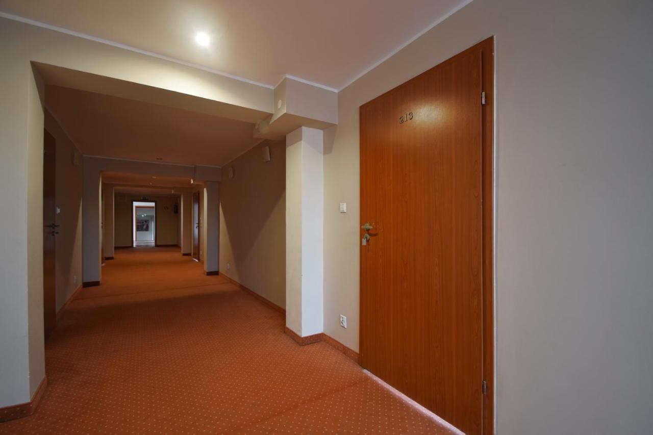 Baltic Park Grandinn By The Beach, Przy Plazy Pustkowo Kültér fotó