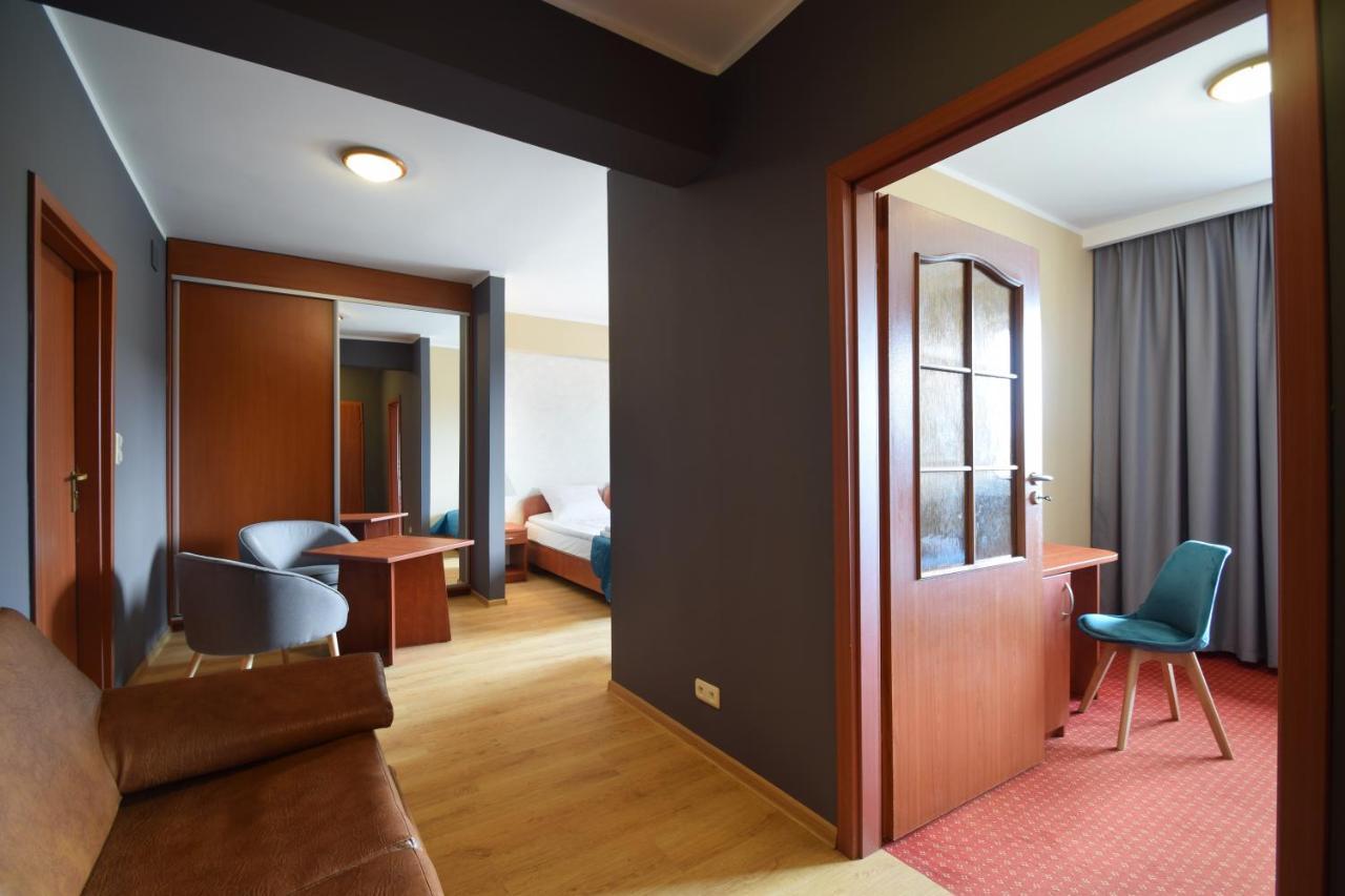 Baltic Park Grandinn By The Beach, Przy Plazy Pustkowo Kültér fotó